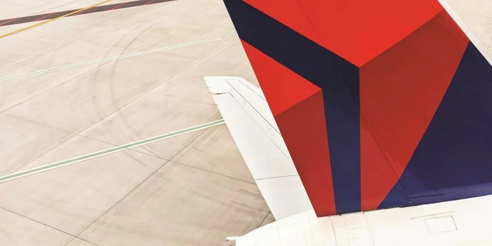 Delta reduces flights in compliance with FAA directive