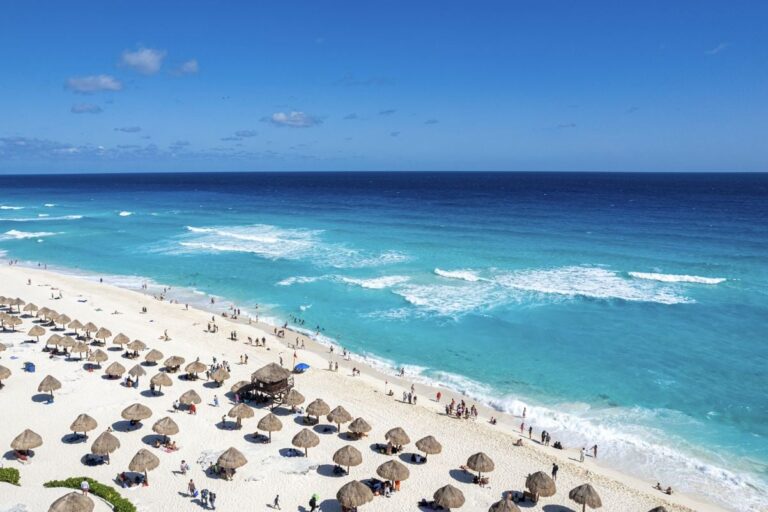 The First 300 Real-Time Traveler Safety Scores For Cancun, Punta Cana & Cabo Just Dropped